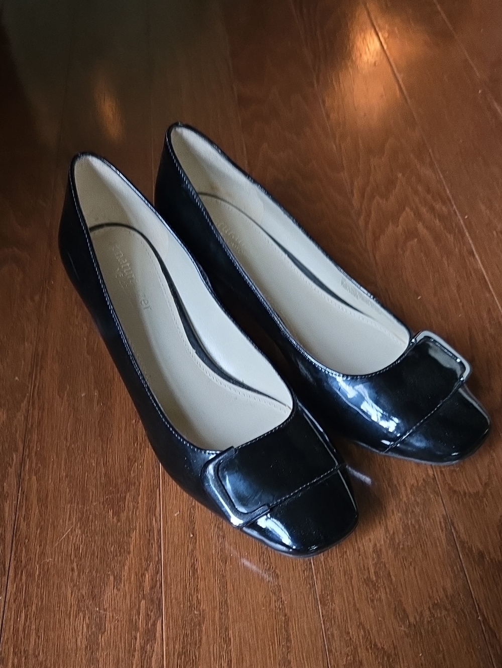 Black Patent Women's Ballet Flats with Buckle Gr 7